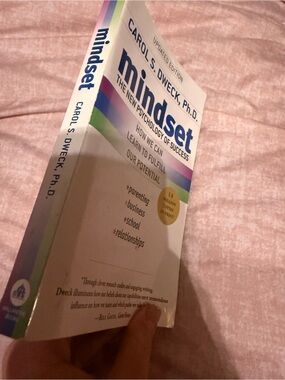 EUC Mindset: The New Psychology of Success - Paperback - Carol S. Dweck, Ph.D